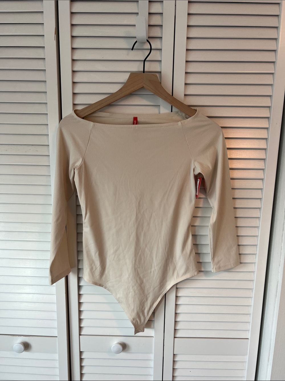 SPANX Suit Yourself Boat Necked Ribbed Bodysuit in Ivory Sz M